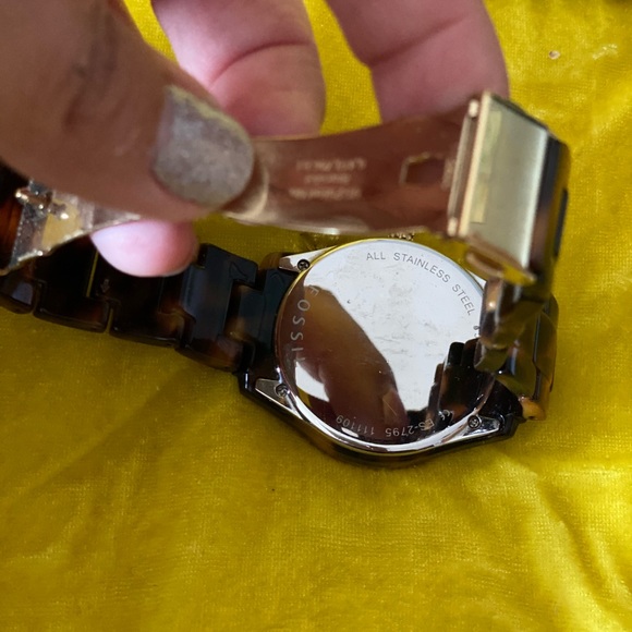 Fossil tortoise shell watch - Picture 5 of 5